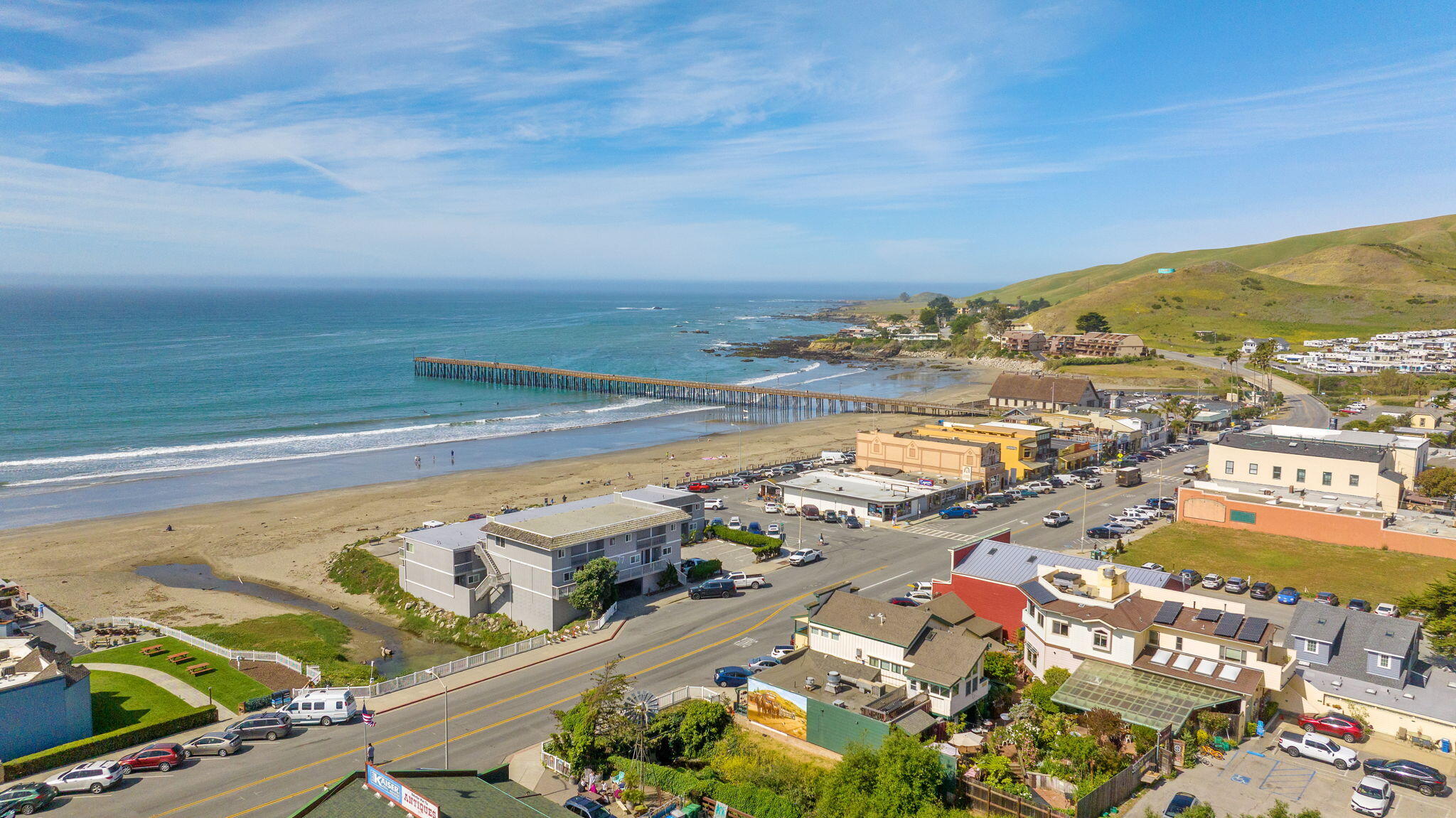 77 North Ocean Avenue, Unit 12 Cayucos, CA 93430 - Photo 4 of 41 a view of city and ocean