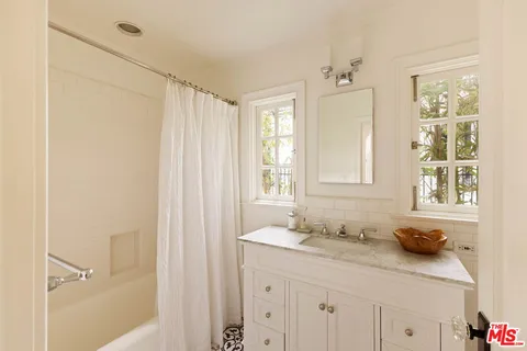 $3,395,000 | 1409 North Genesee Avenue, Los Angeles, CA 90046