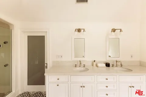 $3,395,000 | 1409 North Genesee Avenue, Los Angeles, CA 90046