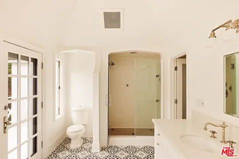 $3,395,000 | 1409 North Genesee Avenue, Los Angeles, CA 90046