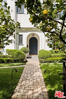 $3,395,000 | 1409 North Genesee Avenue, Los Angeles, CA 90046
