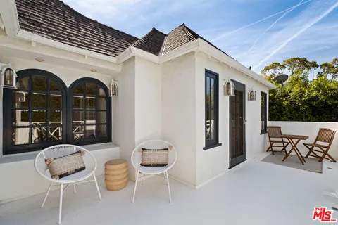 $3,395,000 | 1409 North Genesee Avenue, Los Angeles, CA 90046