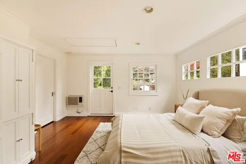 $3,395,000 | 1409 North Genesee Avenue, Los Angeles, CA 90046