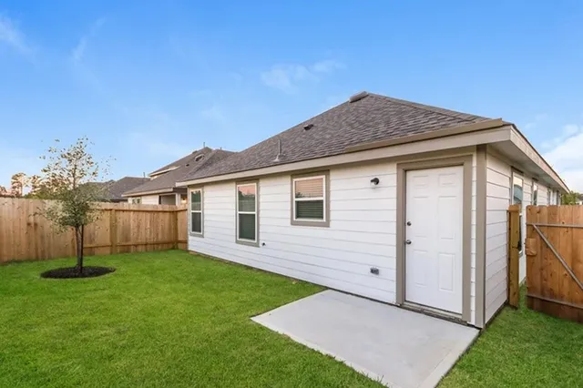 $1,650 | 2364 Blue Opal Lane, Conroe, TX 77301