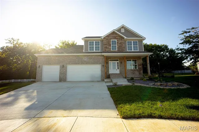 $560,000 | 7301 Providence Drive, Edwardsville, IL 62025