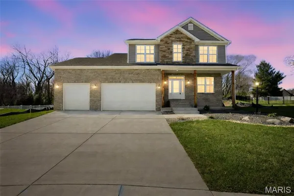 $560,000 | 7301 Providence Drive, Edwardsville, IL 62025