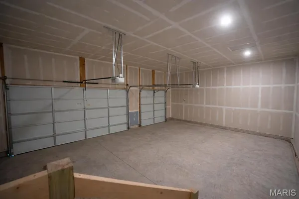 $560,000 | 7301 Providence Drive, Edwardsville, IL 62025