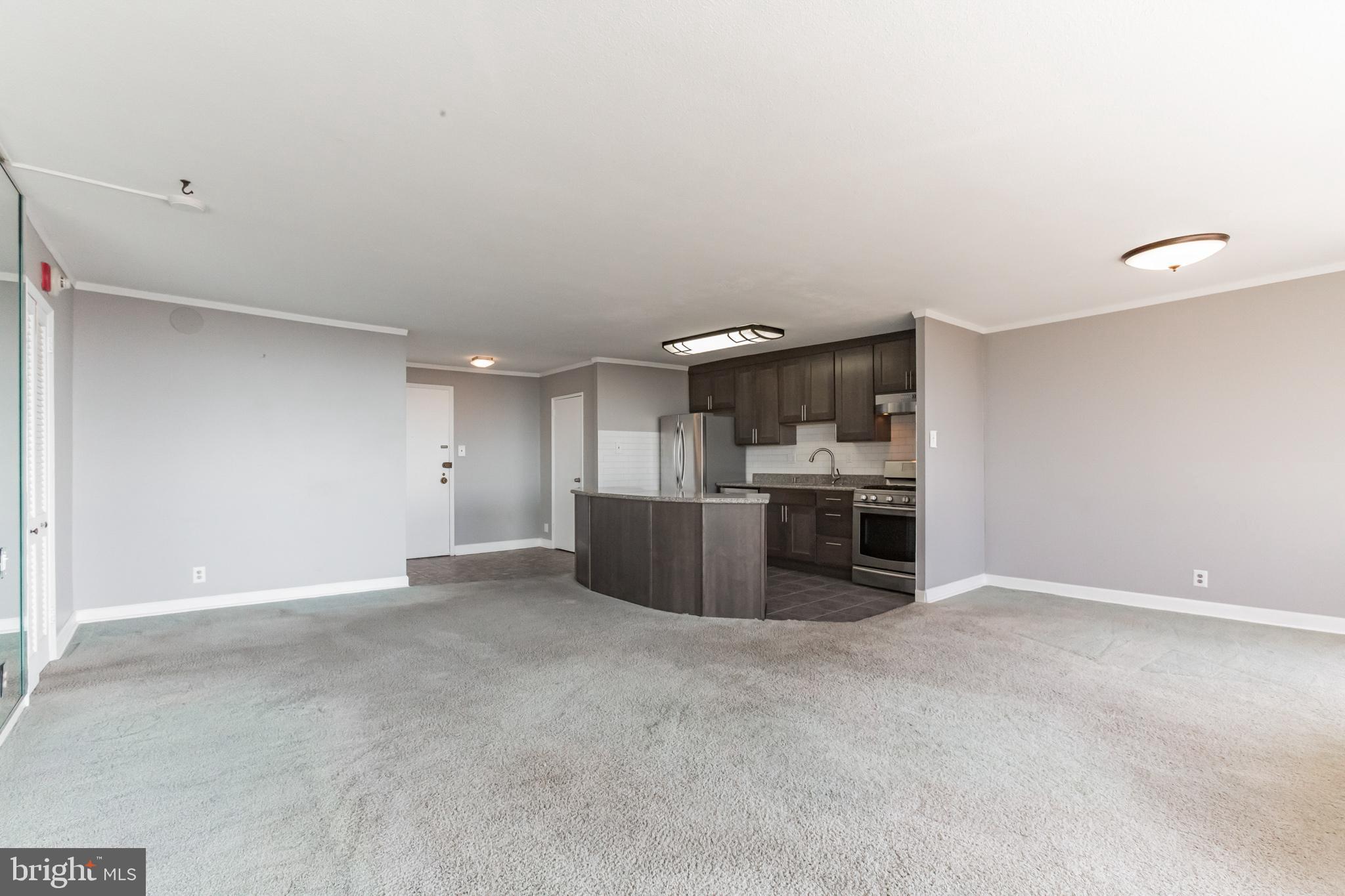 3900 West Ford Road, Unit 20M Philadelphia, PA 19131 - Photo 2 of 29 Living Room