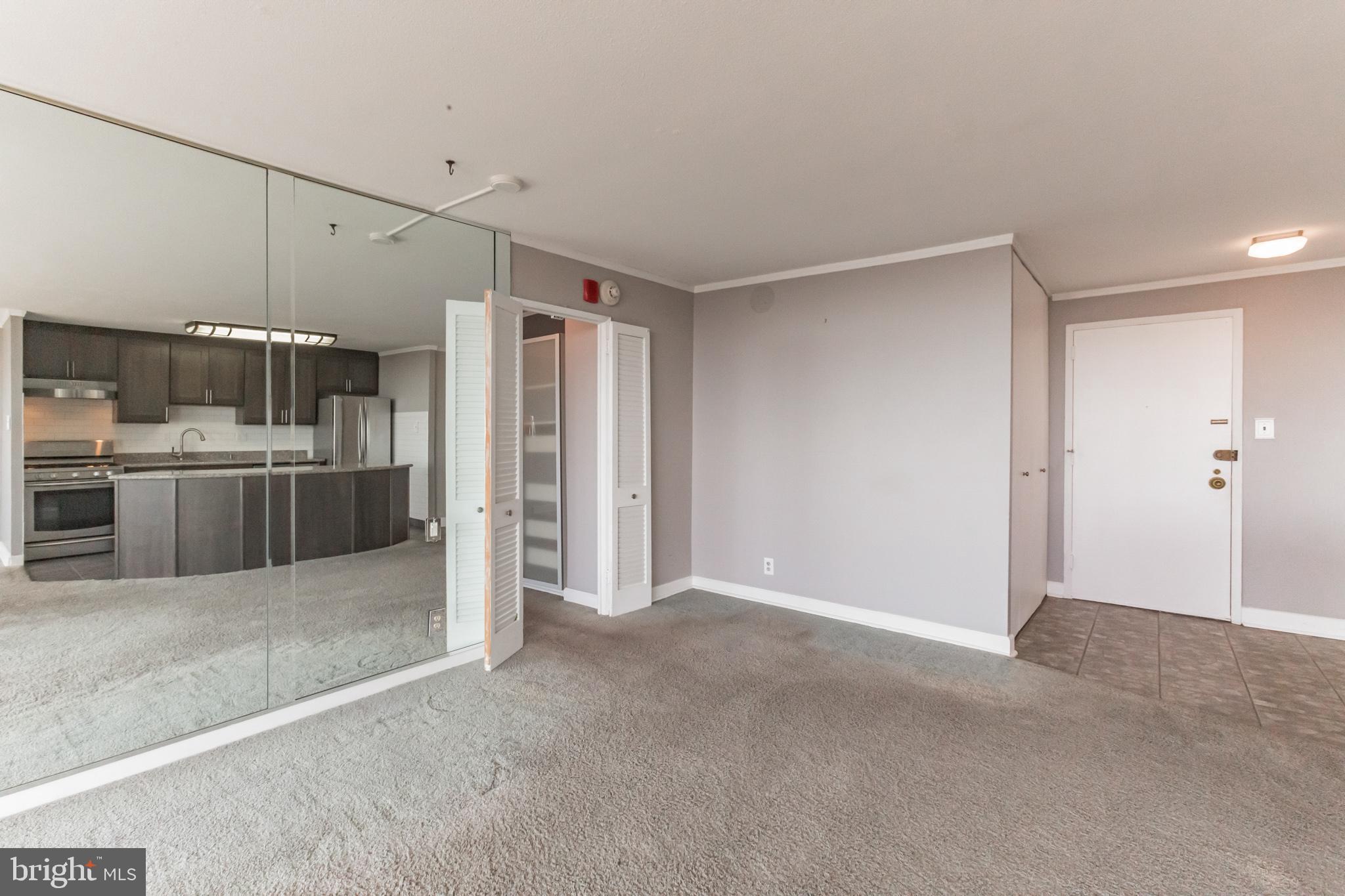 3900 West Ford Road, Unit 20M Philadelphia, PA 19131 - Photo 7 of 29 Bedroom Entry from LR