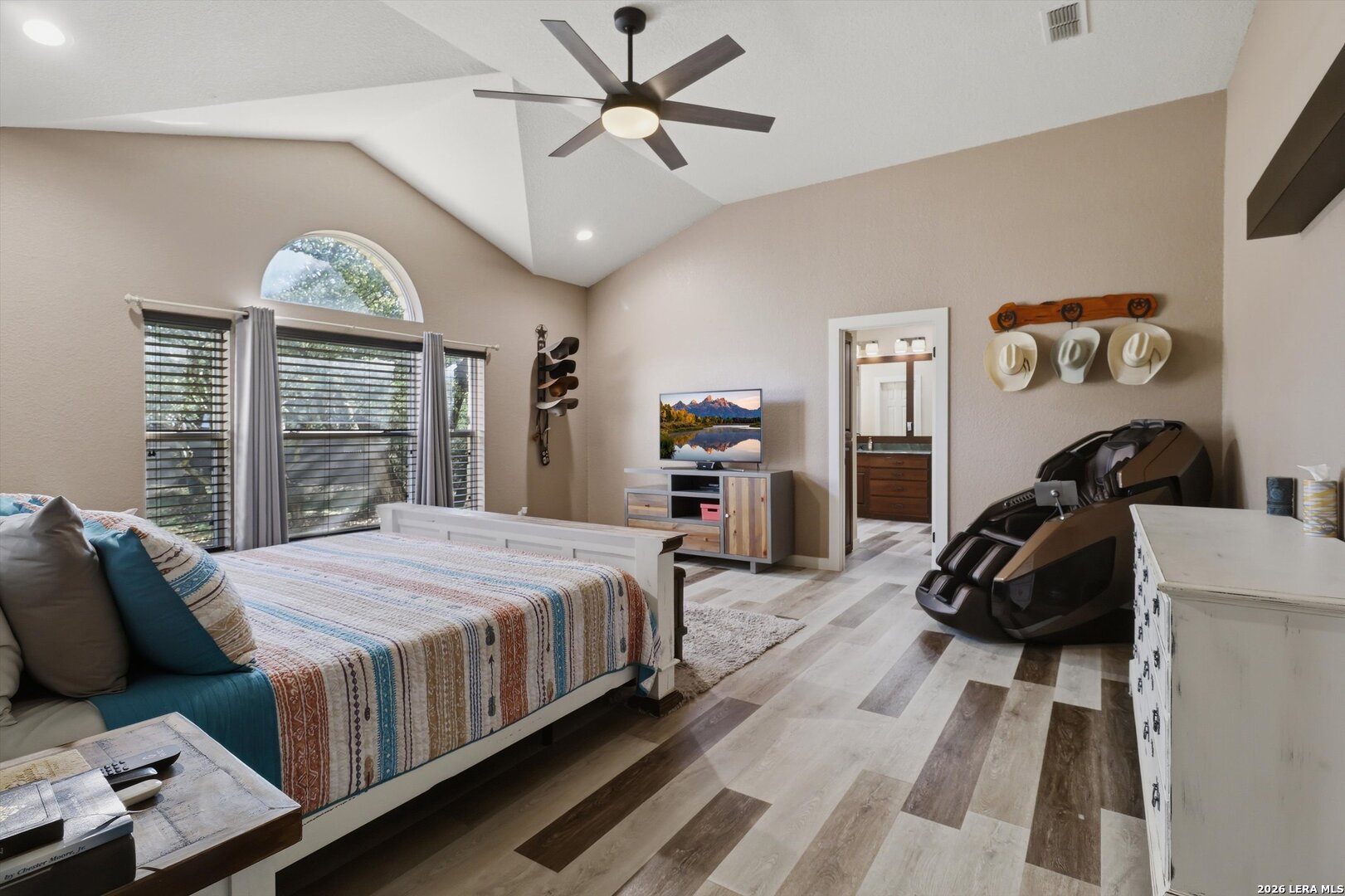 2051 Phantom Rider Trail Spring Branch, TX 78070 - Photo 15 of 32