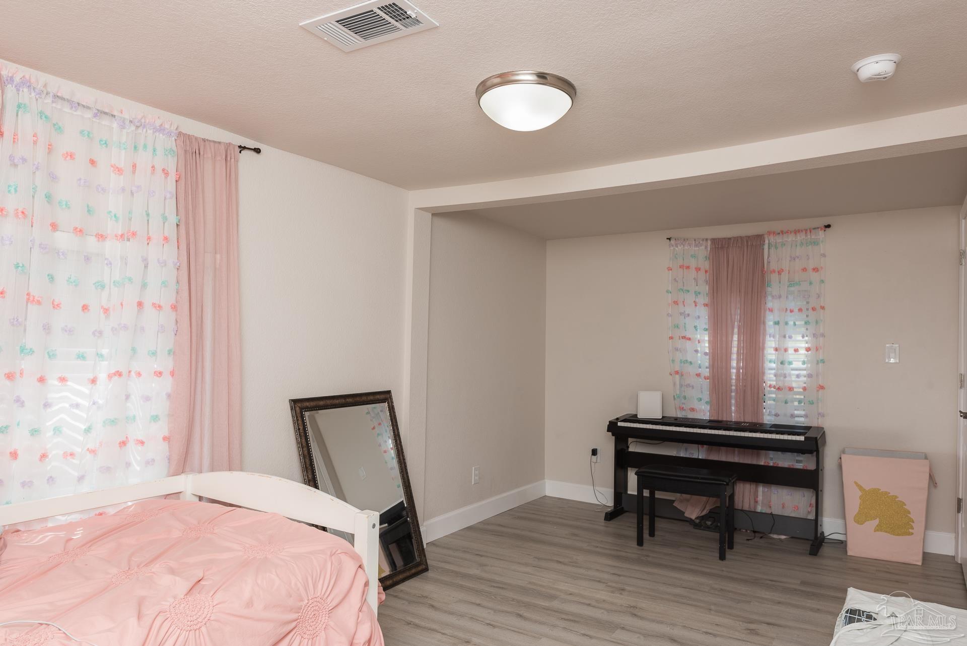 753 McKenzie Road Cantonment, FL 32533 - Photo 7 of 29