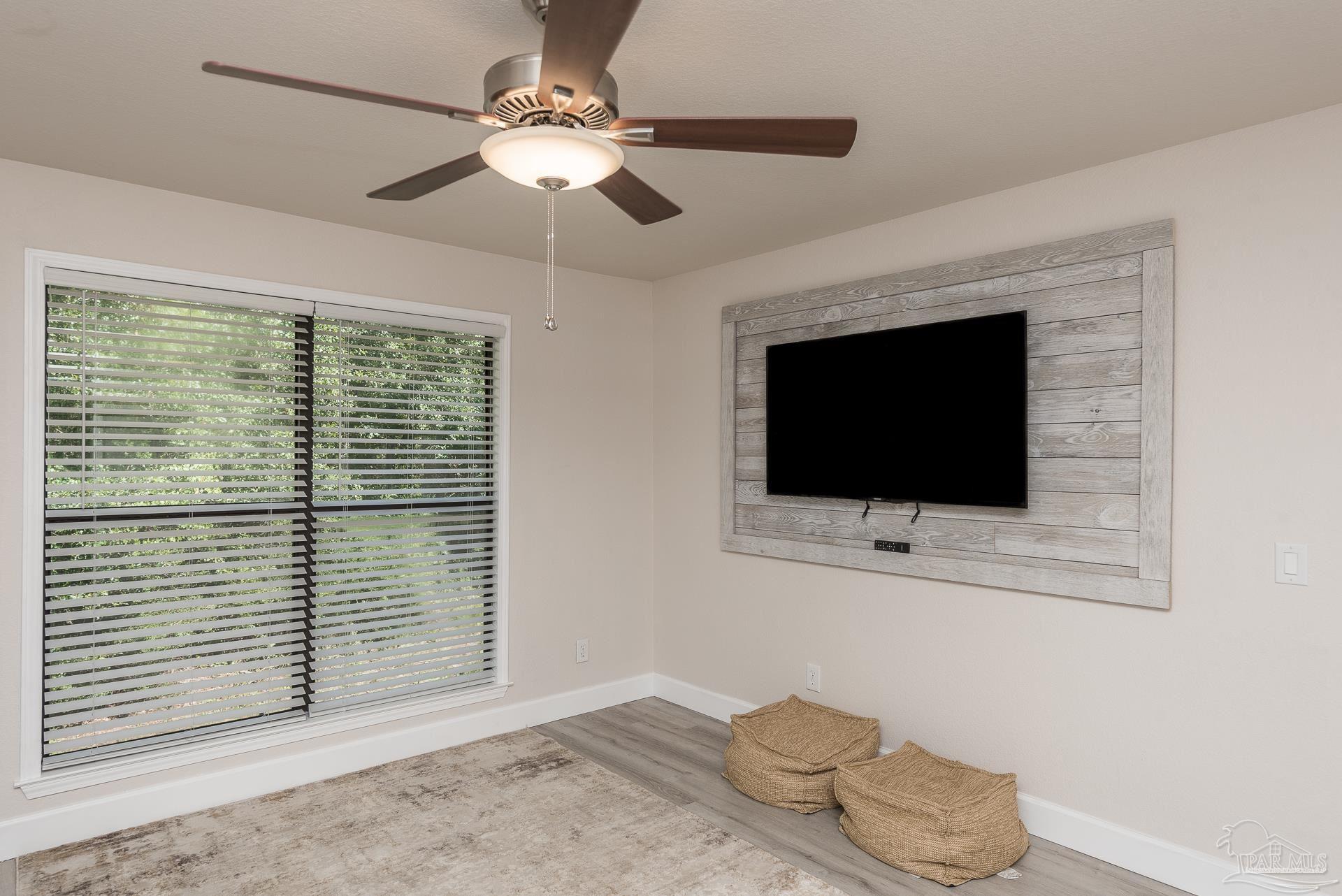 753 McKenzie Road Cantonment, FL 32533 - Photo 9 of 29