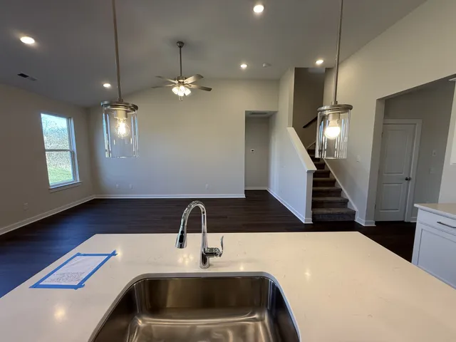 $425,290 | 324 Black Bear Dr Mount, Mount Pleasant, TN 38474