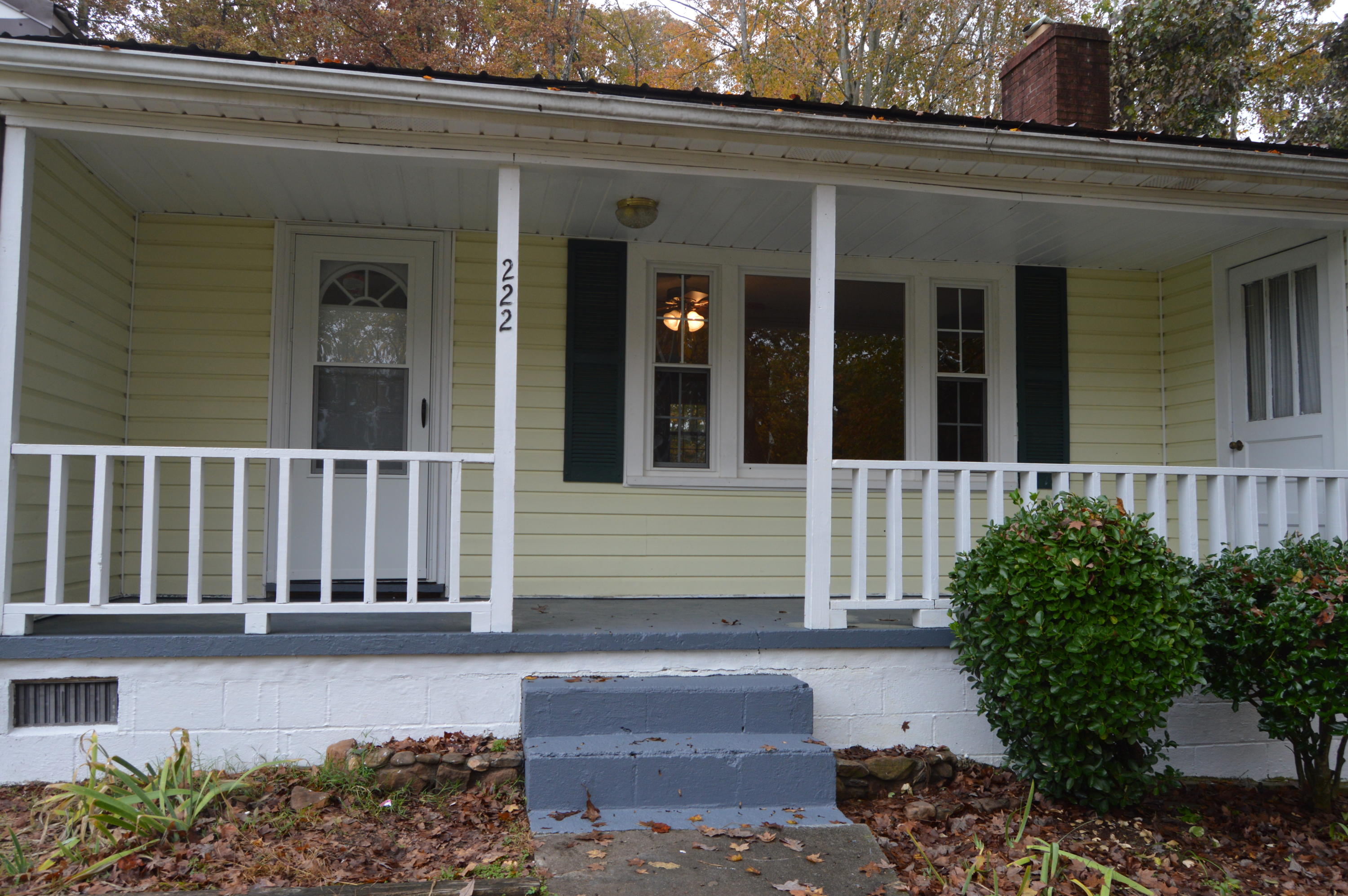 222 Forest Road Oliver Springs, TN 37840 - Photo 2 of 31 DSC_0118