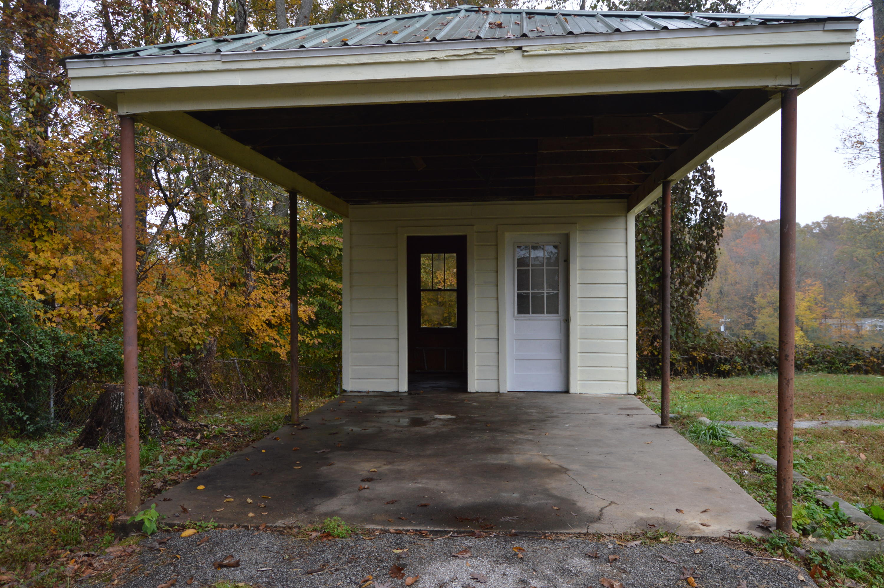 222 Forest Road Oliver Springs, TN 37840 - Photo 29 of 31 DSC_0137