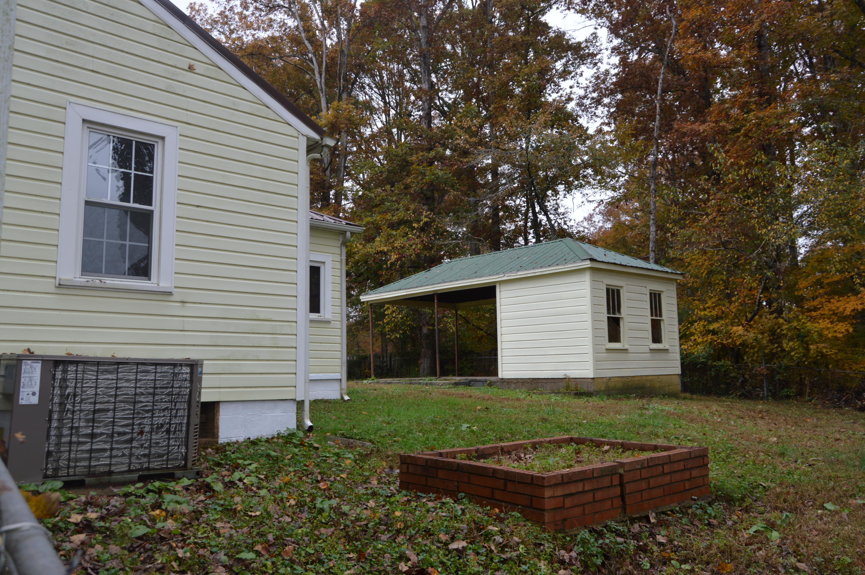 222 Forest Road Oliver Springs, TN 37840 - Photo 31 of 31 DSC_0160