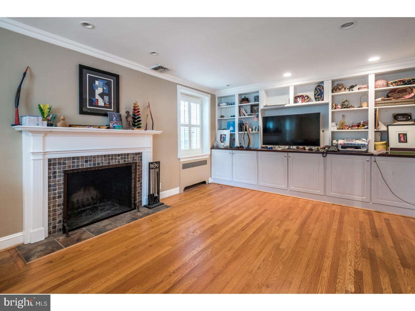 11 West Amherst Road Bala Cynwyd, PA 19004 - Photo 7 of 22 Living Room