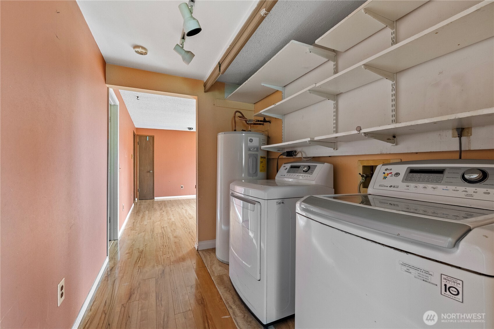 15 76th Street Southwest Everett, WA 98203 - Photo 14 of 39 a utility room with dryer and washer