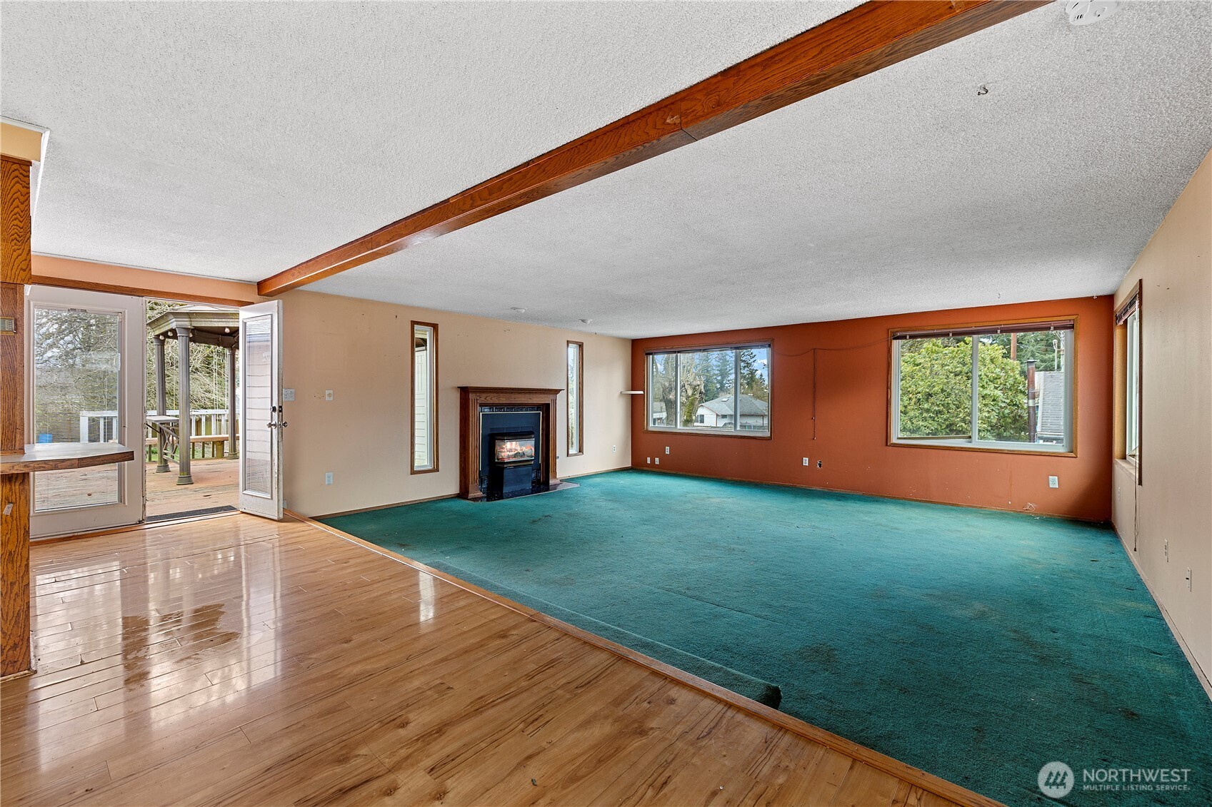 15 76th Street Southwest Everett, WA 98203 - Photo 5 of 39 a view of livingroom with furniture and a fireplace