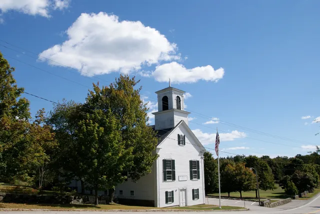 $3,200 | 25 Pine Street, Rye, NH 03870