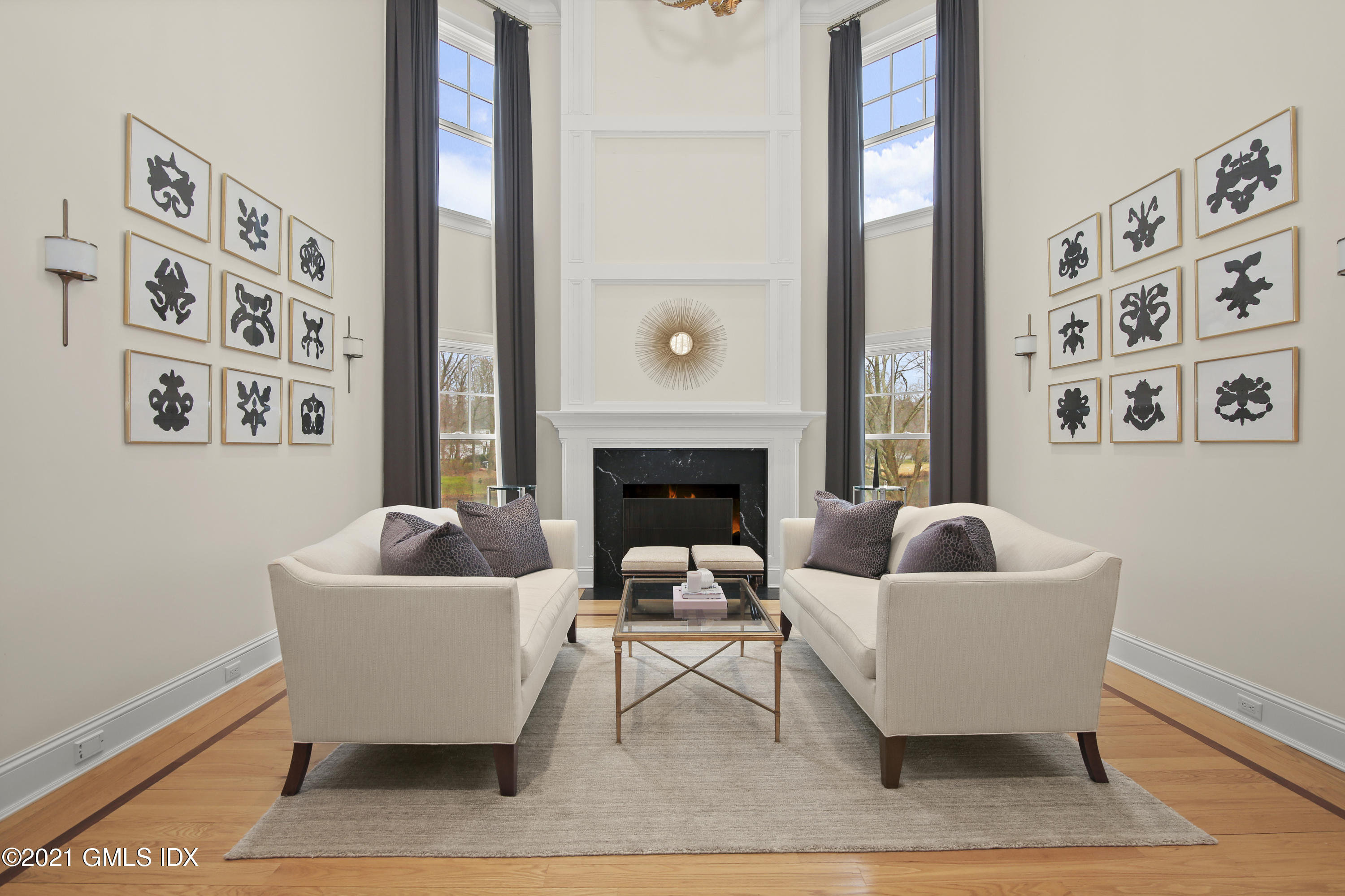25 Beechcroft Road Greenwich, CT 06830 - Photo 7 of 22 Living Room
