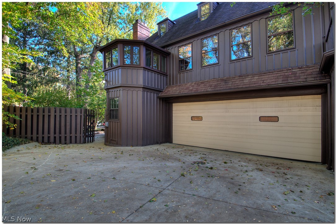 3366 Dorchester Road Cleveland, OH 44120 - Photo 28 of 30