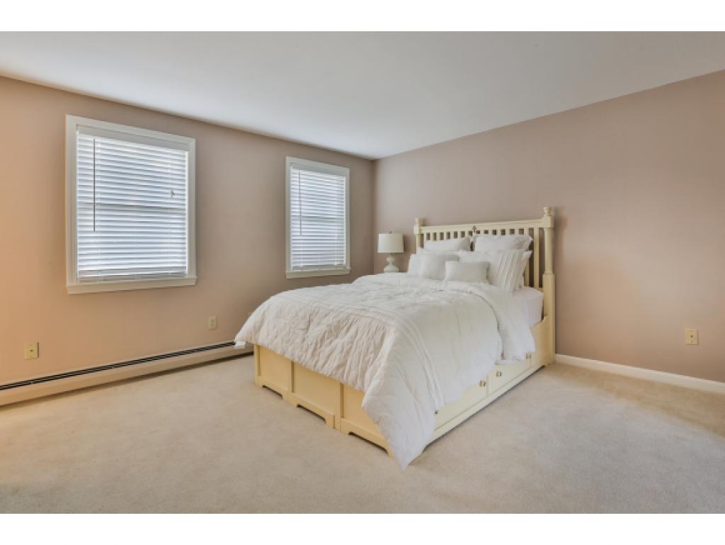 4 Kent Street Windham, NH 03087 - Photo 27 of 33