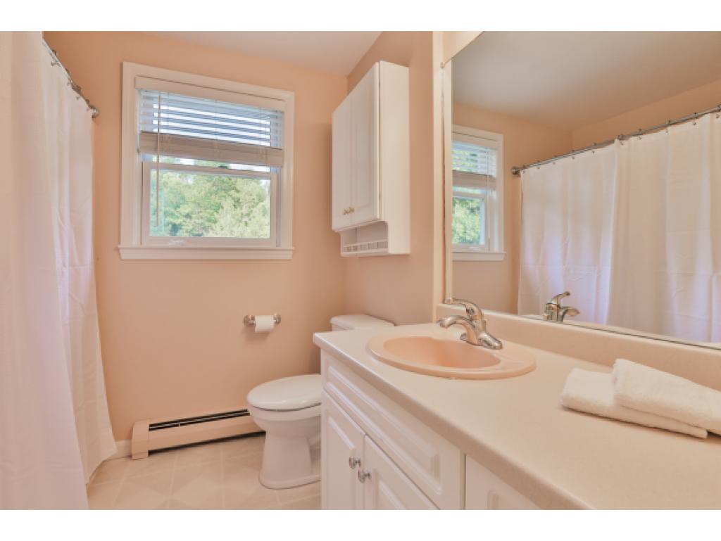 4 Kent Street Windham, NH 03087 - Photo 33 of 33
