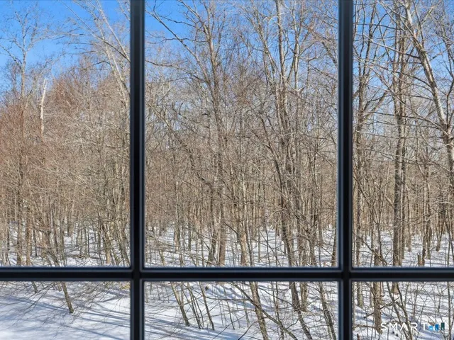 $268,000 | 24 Fairway Drive, Unit 9, Ledyard, CT 06339