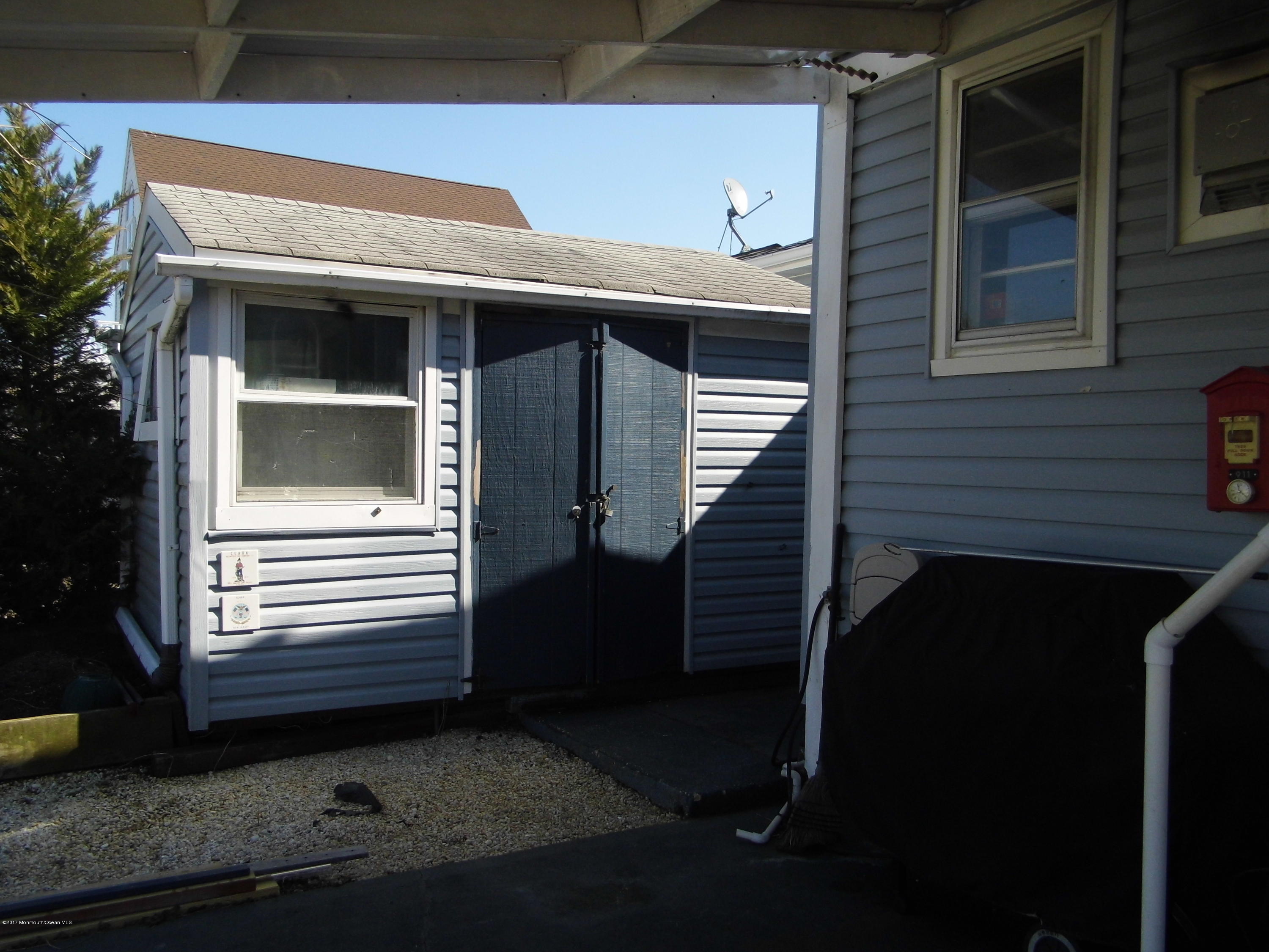 2510 Hiering Road Toms River, NJ 08753 - Photo 3 of 10 DSCI0554