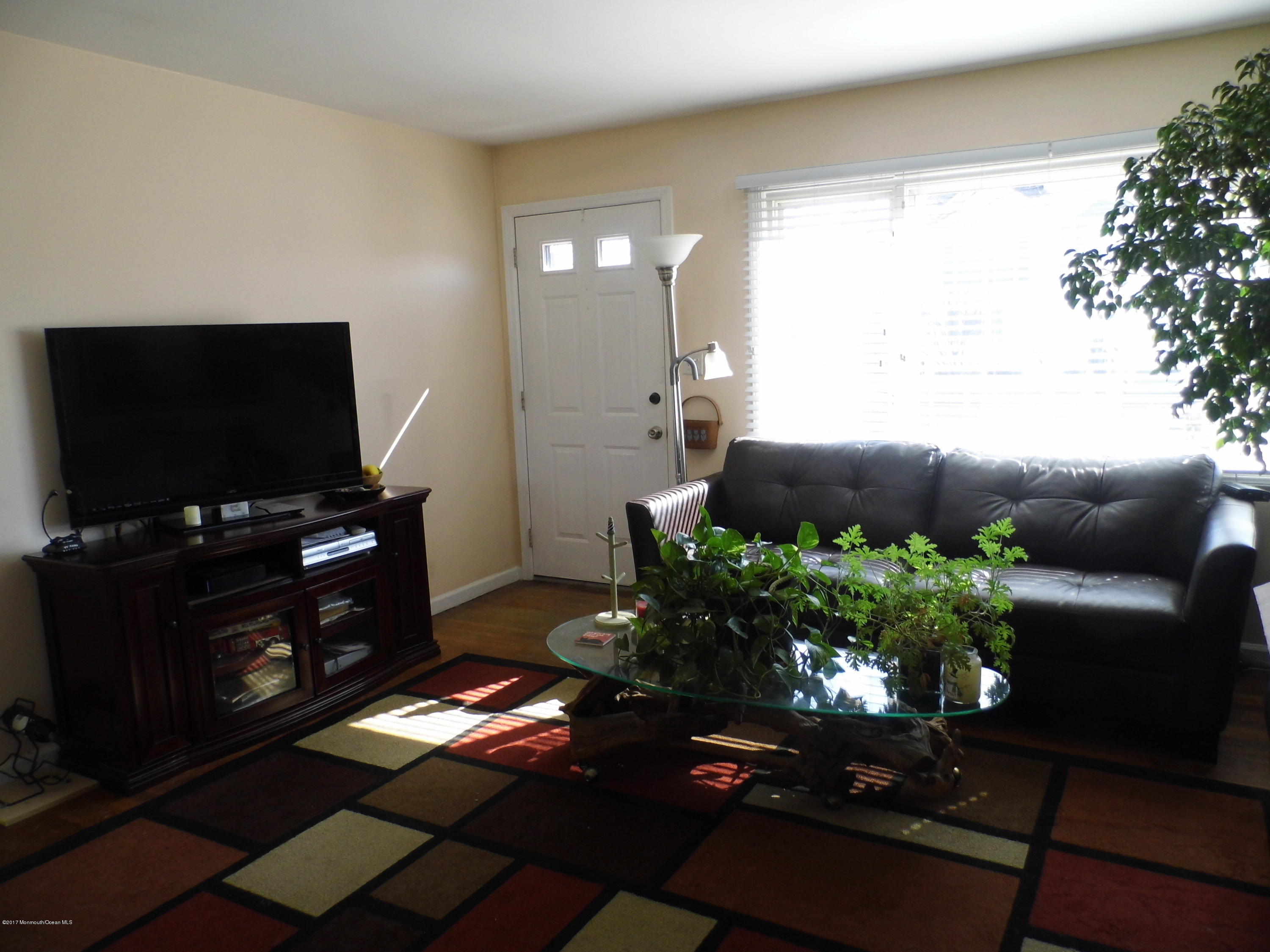 2510 Hiering Road Toms River, NJ 08753 - Photo 7 of 10 DSCI0559