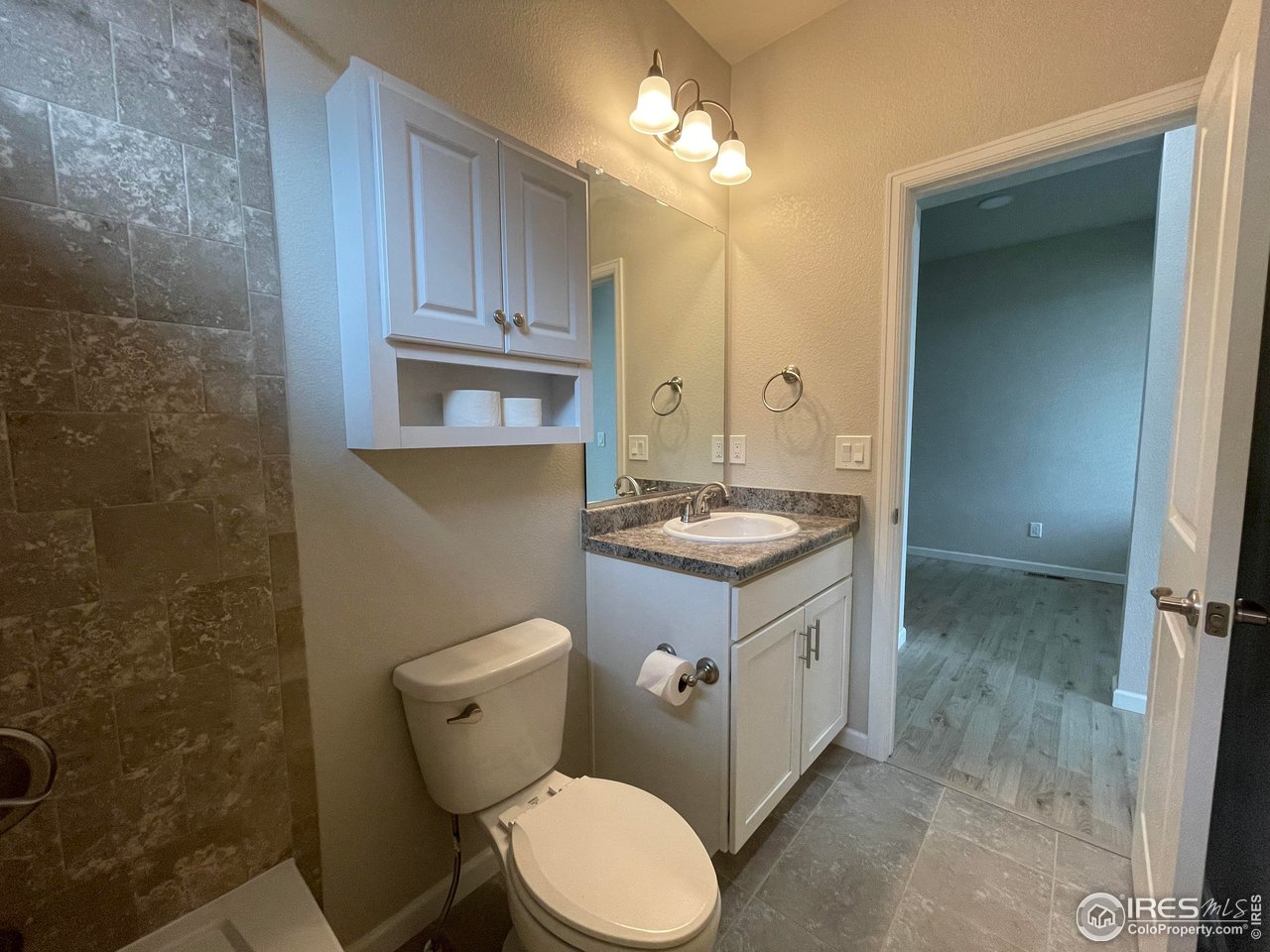 515 Country Road Berthoud, CO 80513 - Photo 11 of 27 Main Bath