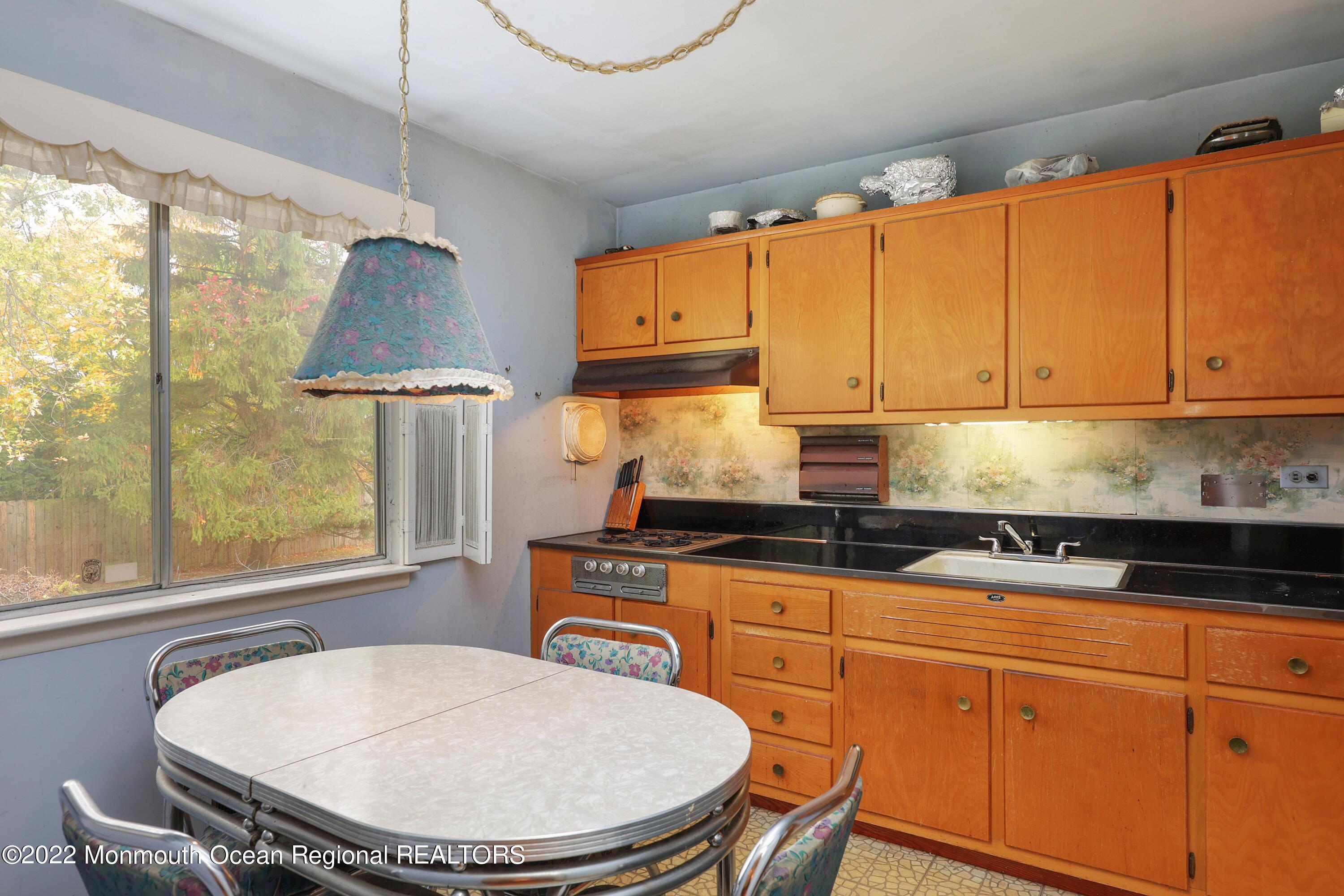 58 Bethany Road Holmdel, NJ 07733 - Photo 4 of 23 758A1376
