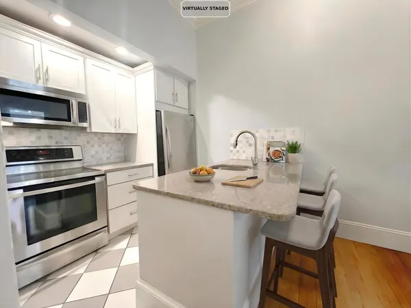 $3,850 | 86 Commonwealth Avenue, Unit 2R, Boston, MA 02116