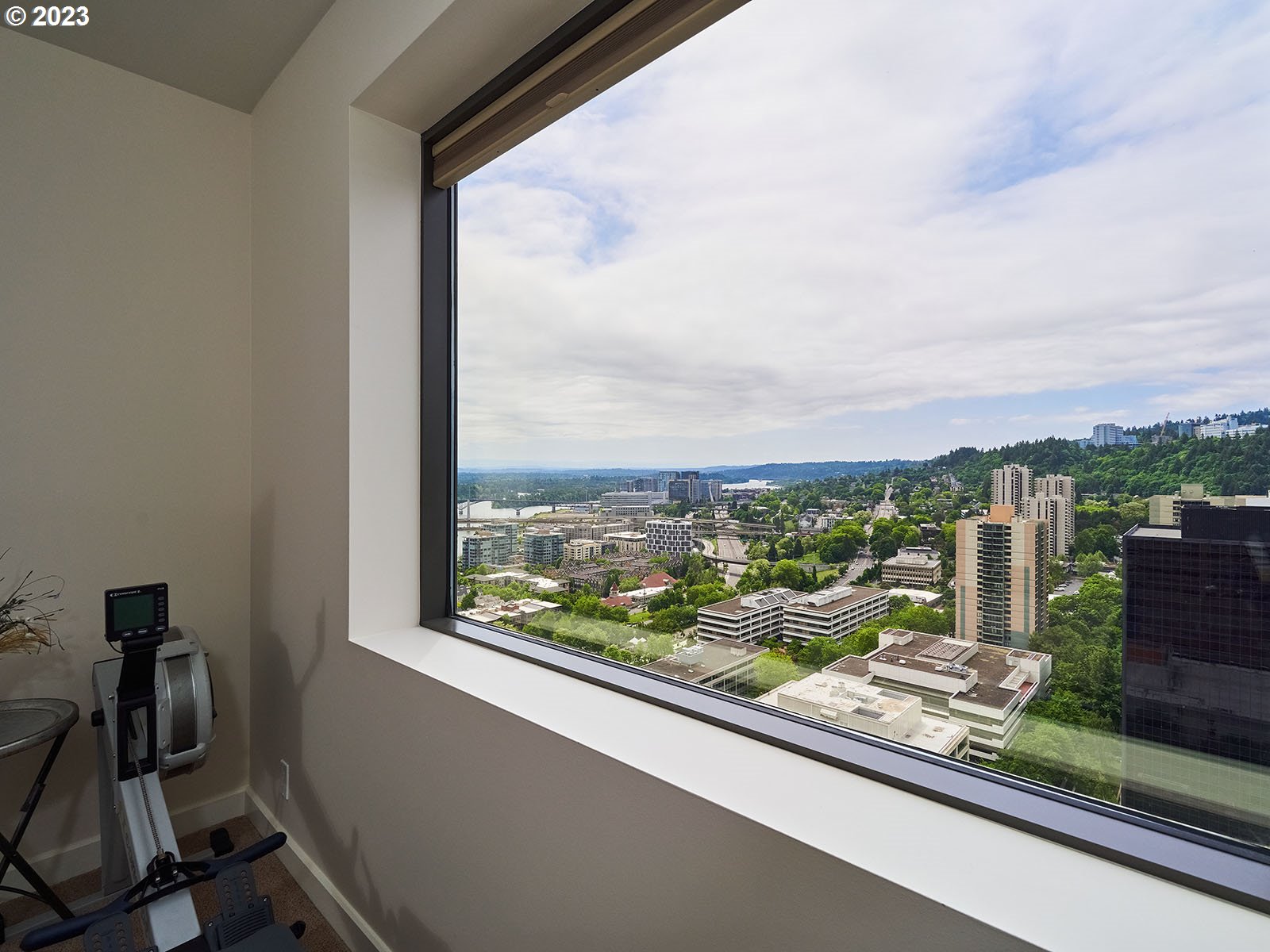 1414 Southwest 3rd Avenue, Unit 2502 Portland, OR 97201 - Photo 19 of 41 a view of a balcony with city view