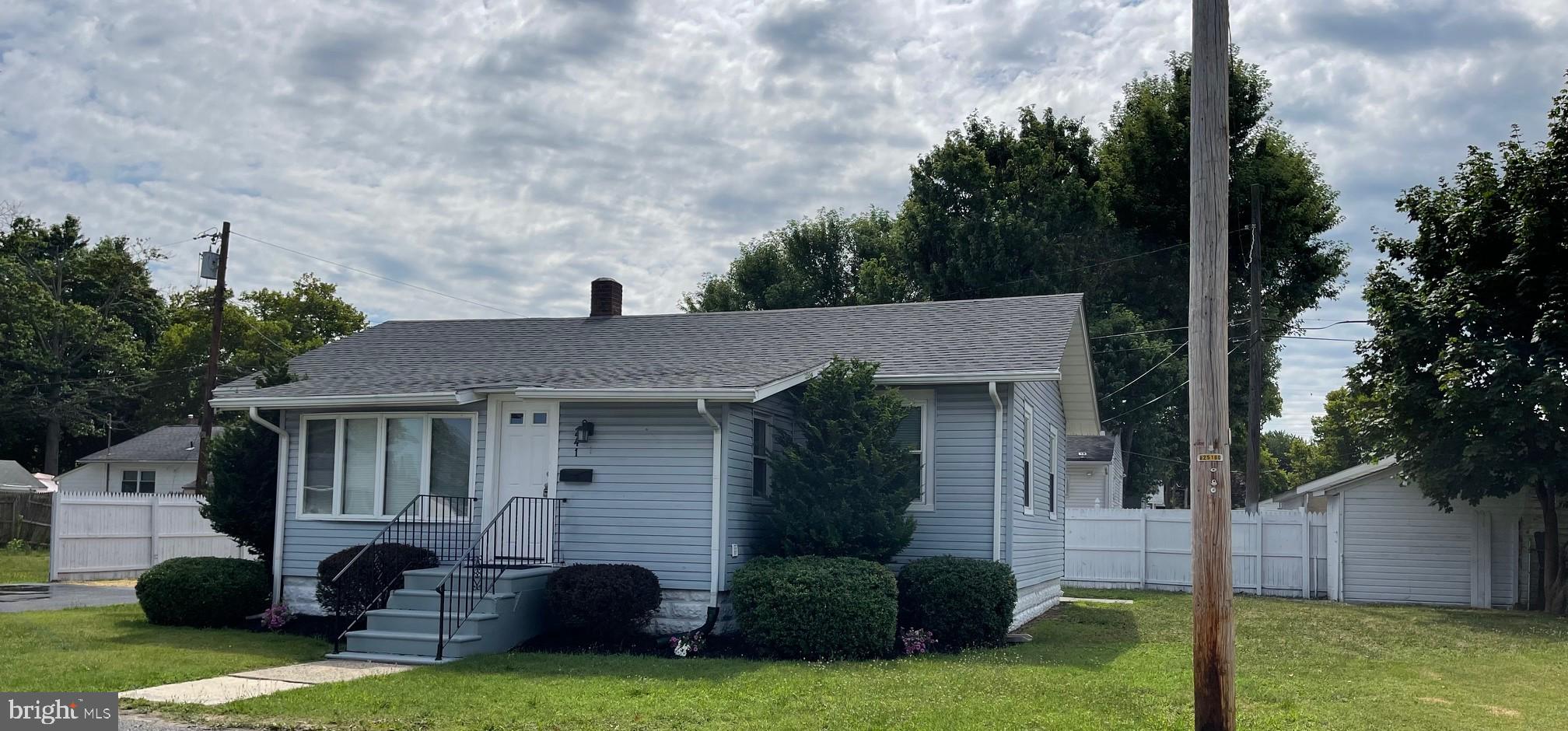 241 E Street Carneys Point, NJ 08069 - Photo 28 of 29