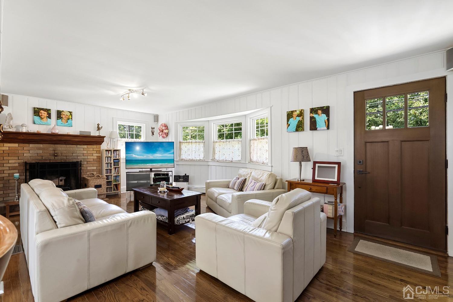 70 Silver Bay Road Toms River, NJ 08753 - Photo 4 of 54 Gallery Image 4