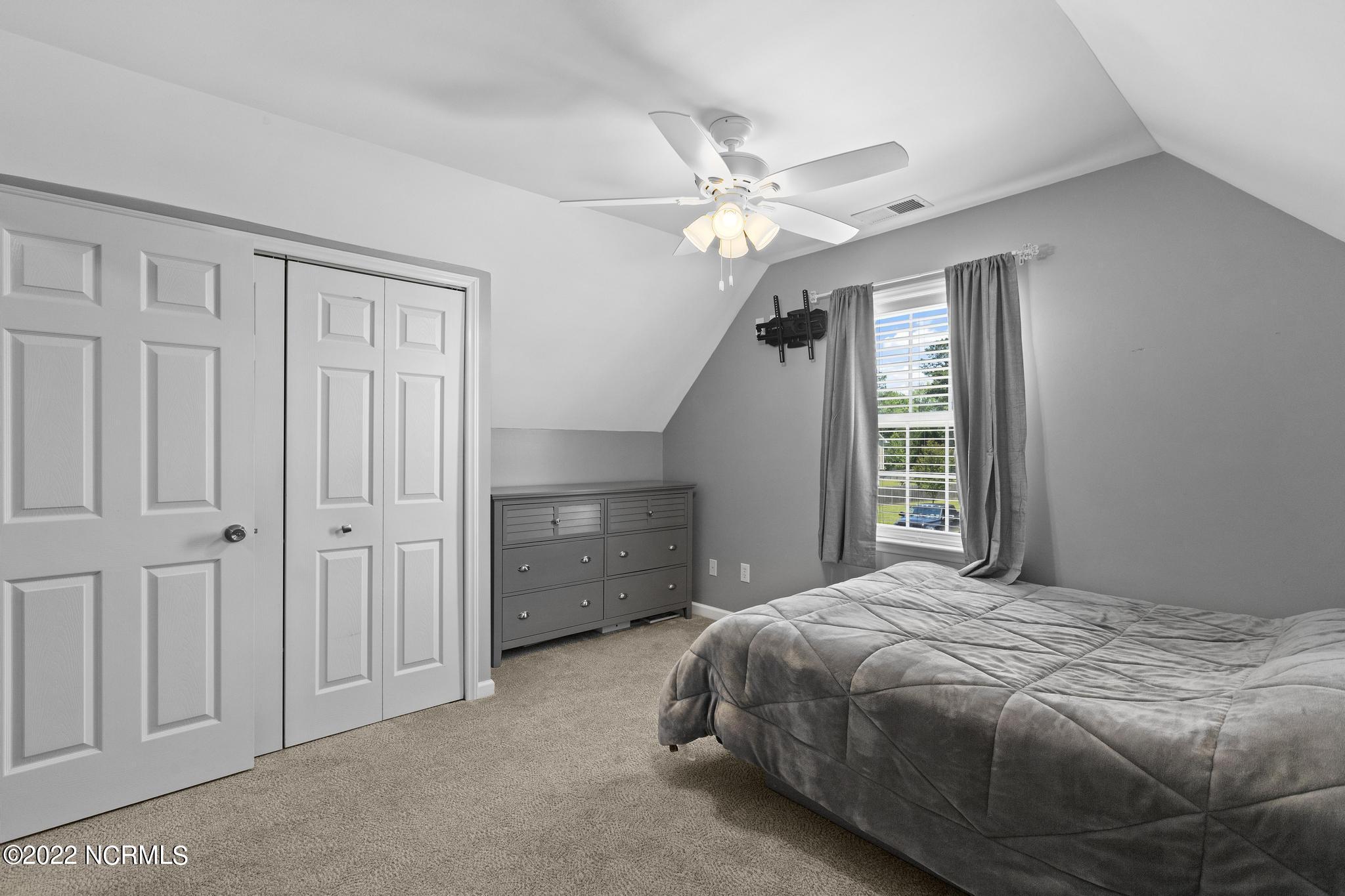 209 Portland Place Hubert, NC 28539 - Photo 25 of 32 IMG_5303