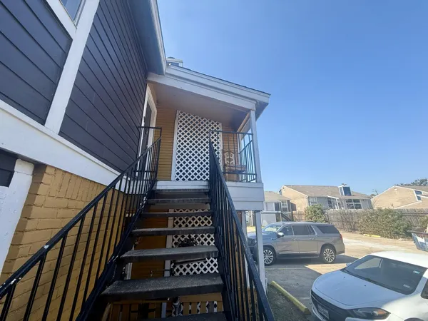 $349,000 | 12650 Ashford Meadow Drive, Unit 4, Houston, TX 77082