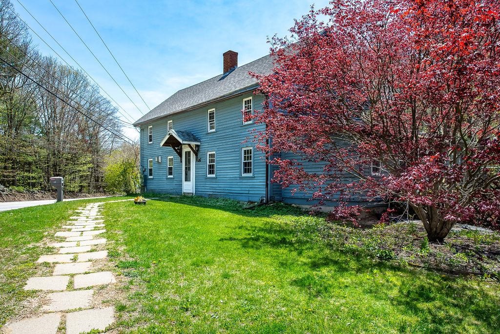 506 Drake Hill Road Strafford, NH 03884 - Photo 2 of 39