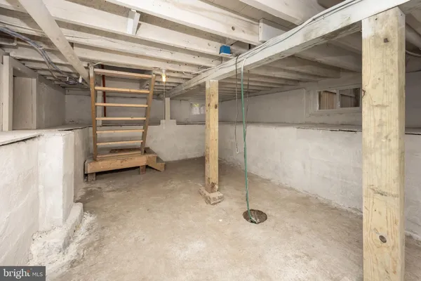 $290,000 | 28552 Seaford Road, Laurel, DE 19956