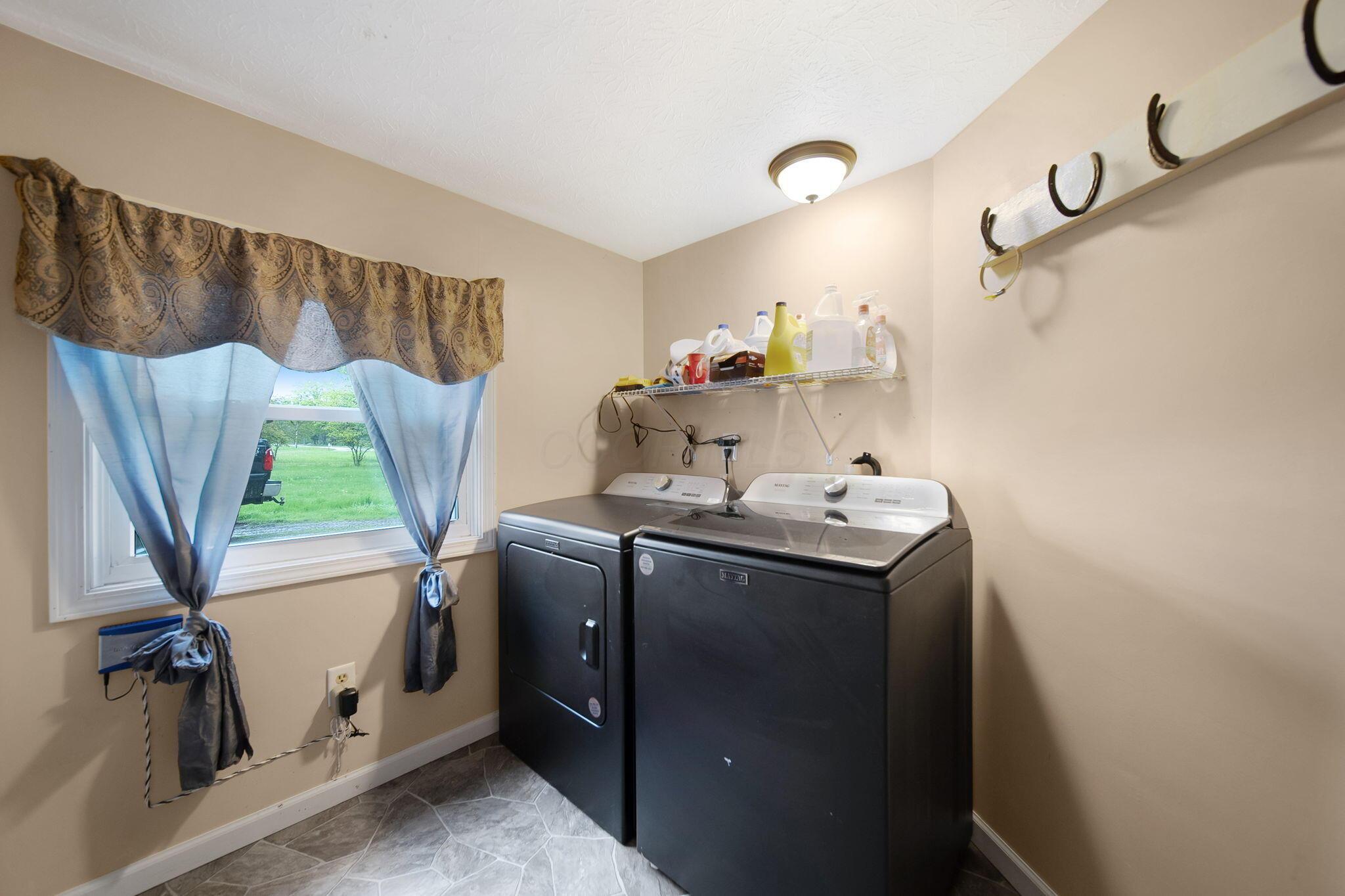 6810 Barrett Road Geneva, OH 44041 - Photo 26 of 78 23-web-or-mls-DSC09496
