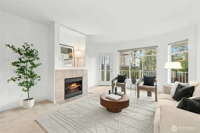 $475,000 | 20028 15th Avenue Northeast, Unit 102, Shoreline, WA 98155