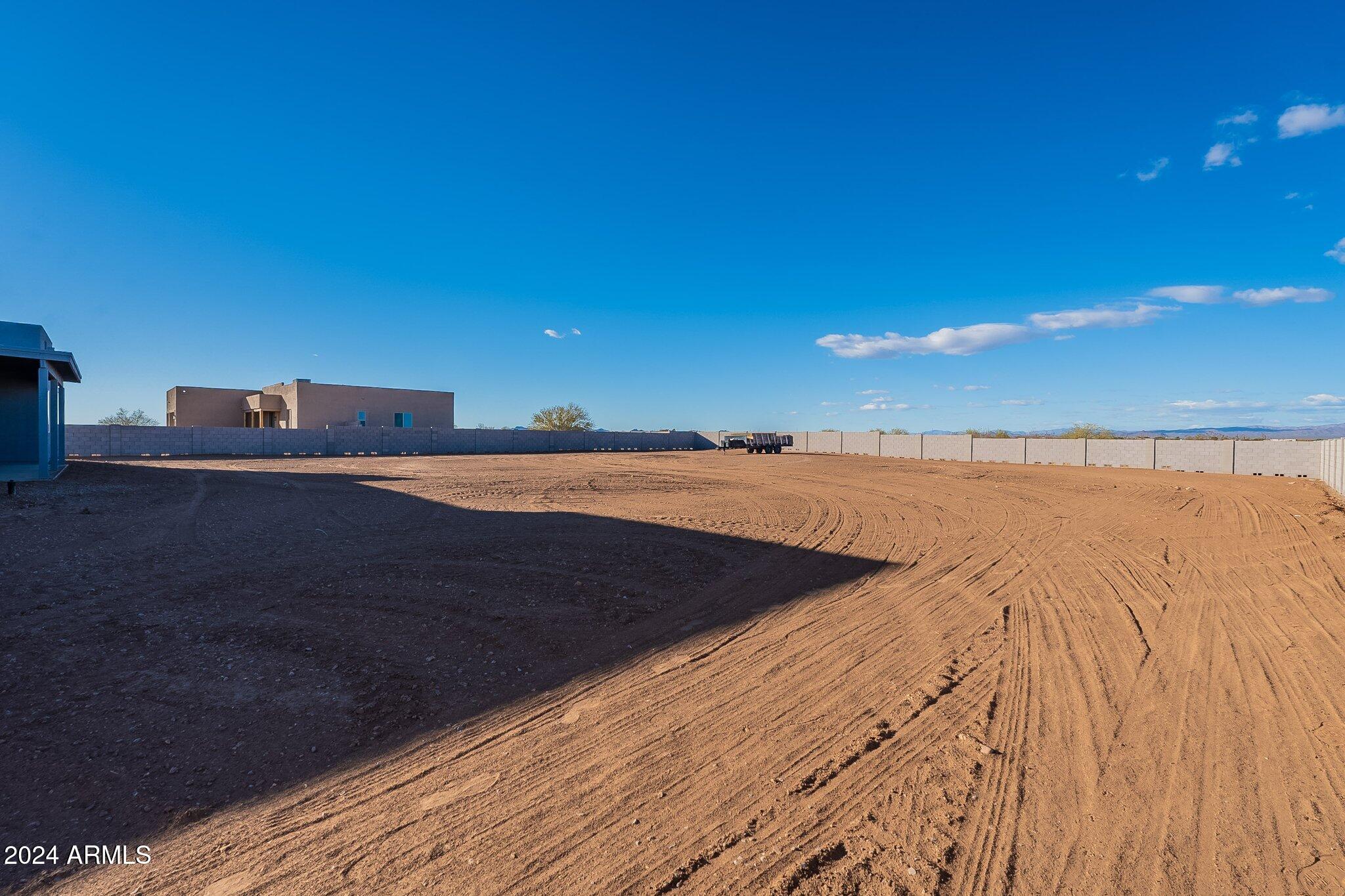23154 West Skinner Road Wittmann, AZ 85361 - Photo 53 of 64 53-web-or-mls-Skinner-53