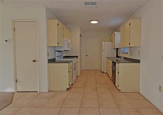 $1,650 | 1390 Esmont Avenue, Spring Hill, FL 34608