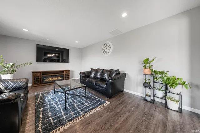 $324,999 | 13271 Silk Tree Trail, Fort Wayne, IN 46814