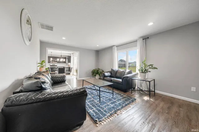 $324,999 | 13271 Silk Tree Trail, Fort Wayne, IN 46814