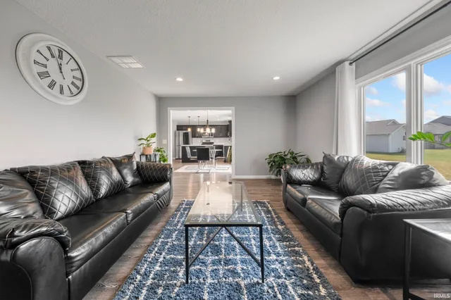 $324,999 | 13271 Silk Tree Trail, Fort Wayne, IN 46814