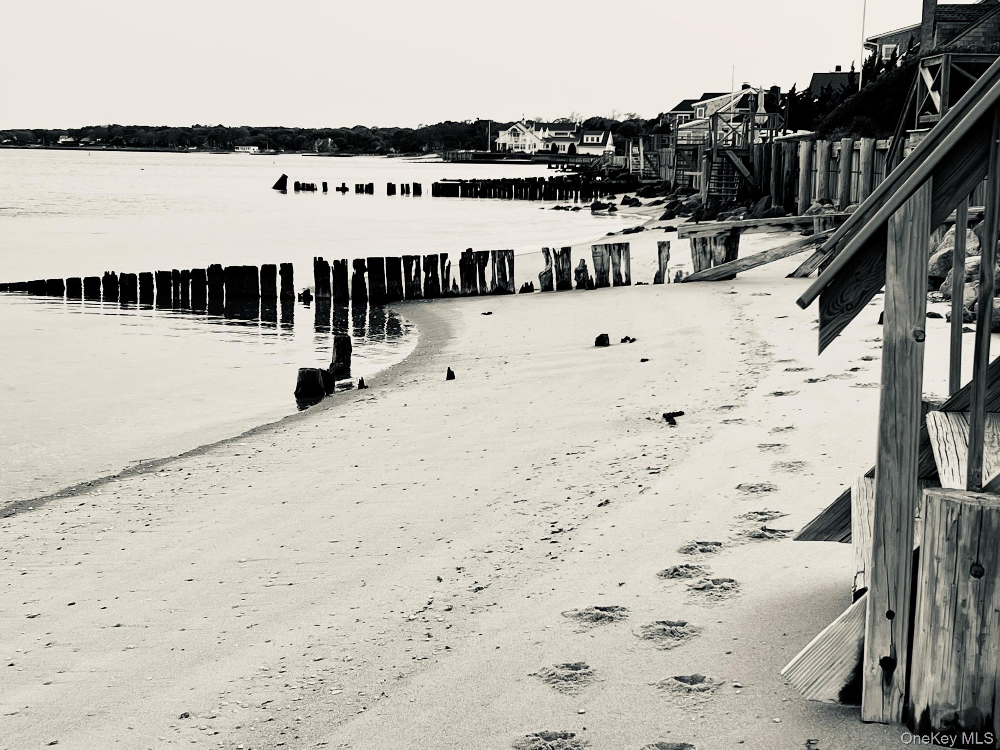 105 Krause Road Mattituck, NY 11952 - Photo 20 of 20 Neighborhood Beach