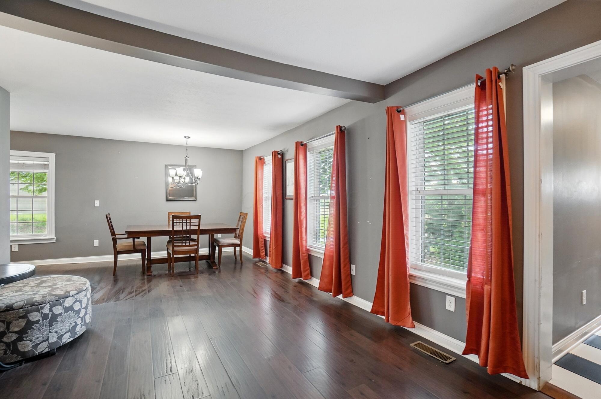 9820 Heimberger Road Northwest Baltimore, OH 43105 - Photo 21 of 81 Sitting Room - 9820 Heimberger Road NW, Baltimore, OH 43105